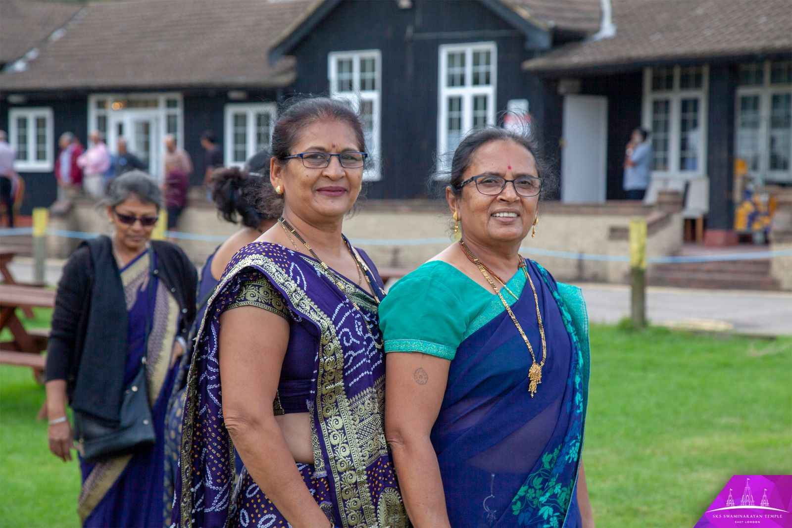 ©1987-2017 SKS Swaminarayan Temple East London